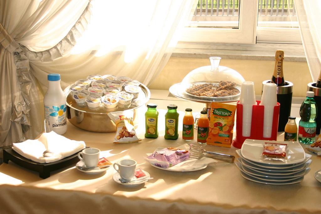 Hotel Luxor Casoria Luaran gambar