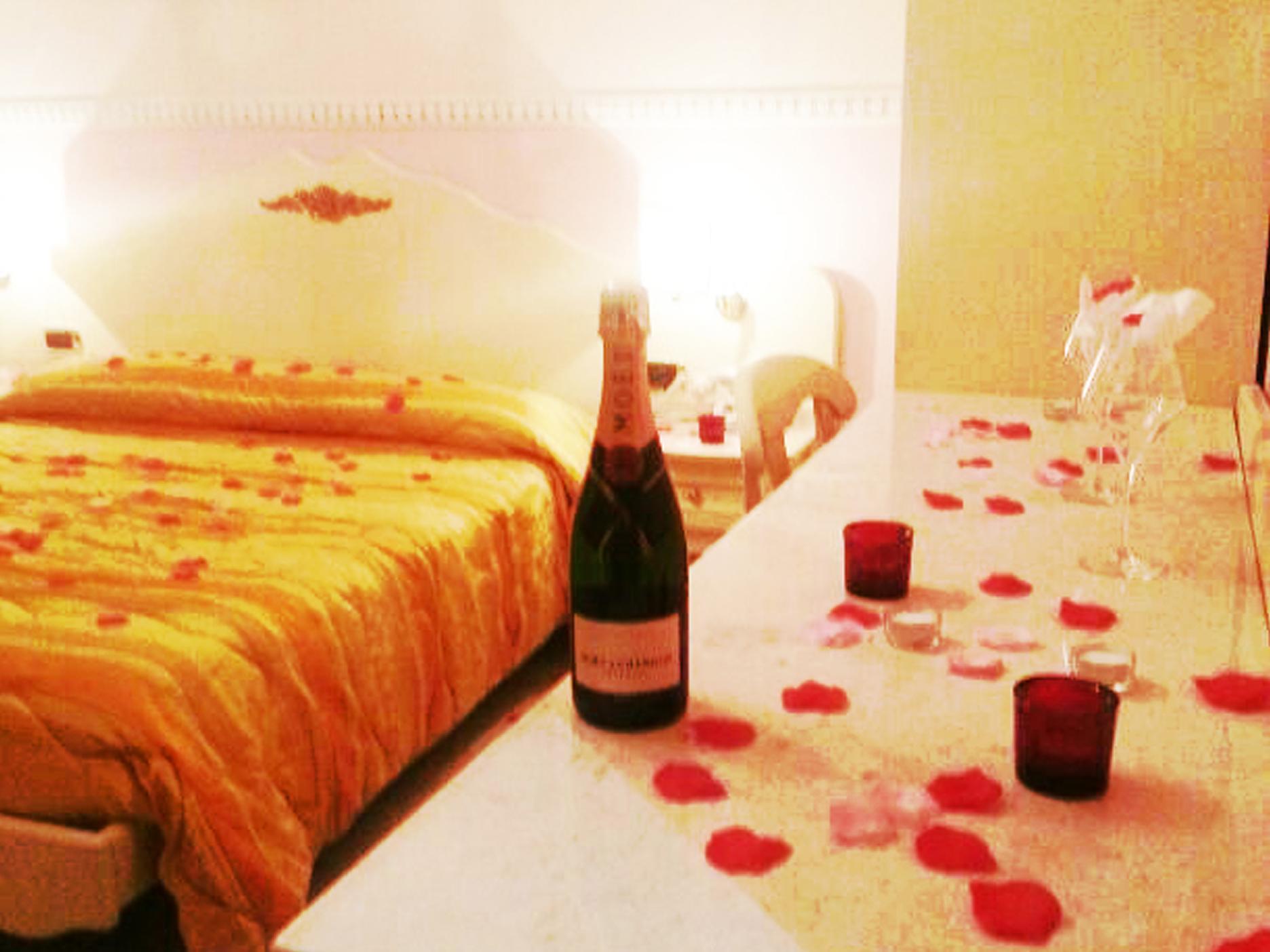 Hotel Luxor Casoria Luaran gambar