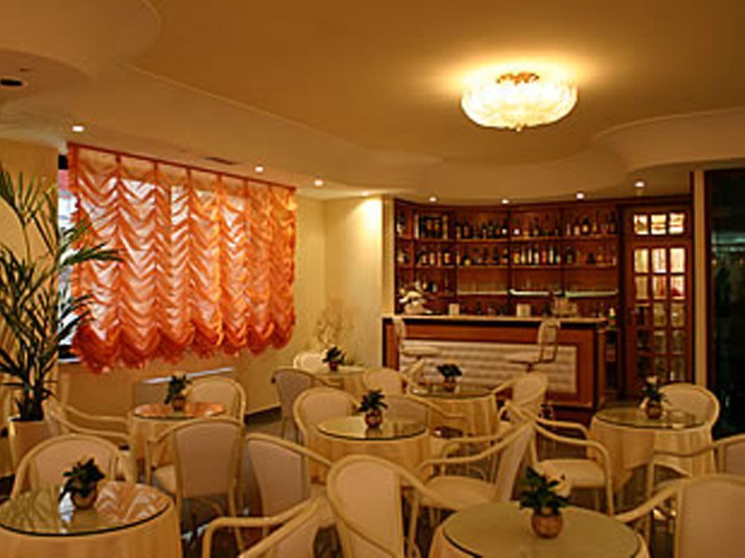Hotel Luxor Casoria Luaran gambar