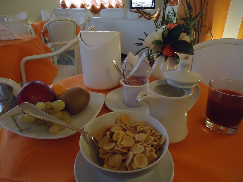 Hotel Luxor Casoria Luaran gambar